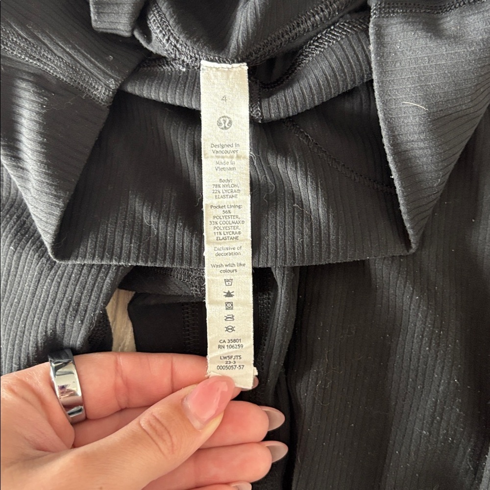 lululemon Wunder Train Ribbed Black Leggings Size 4 High Rise - Picture 2 of 9